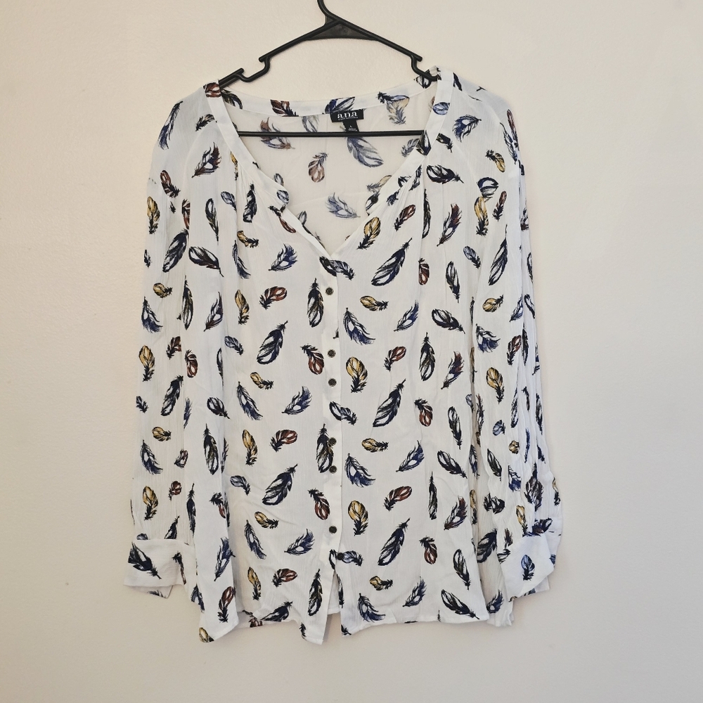 a.n.a Women's Large Multicolor Feather Print Blouse